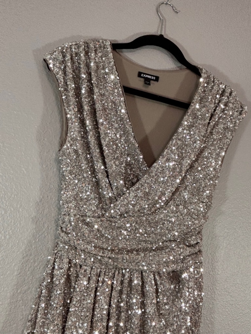 Womens Silver Express Sequin V-Neck Holiday Dress Size Small